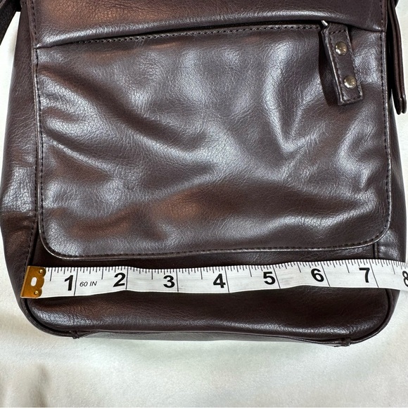 Relic Cross Body Bag Soft Faux Leather Purse Dark Brown Multiple Compartments - Picture 11 of 14